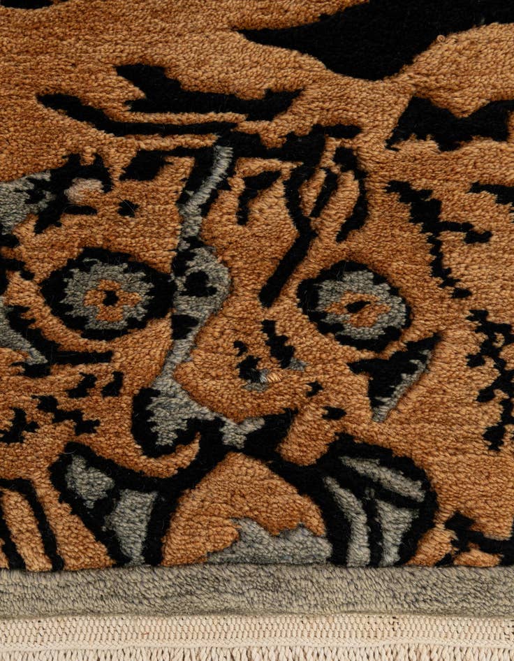 Detail image of 4' 1 x 5' 9  Hand Knotted Nepal Wool Rug