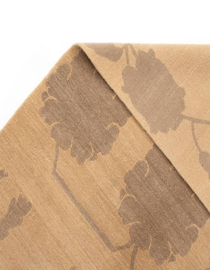 Detail image of 7' x 9' 9 Odegard Rug