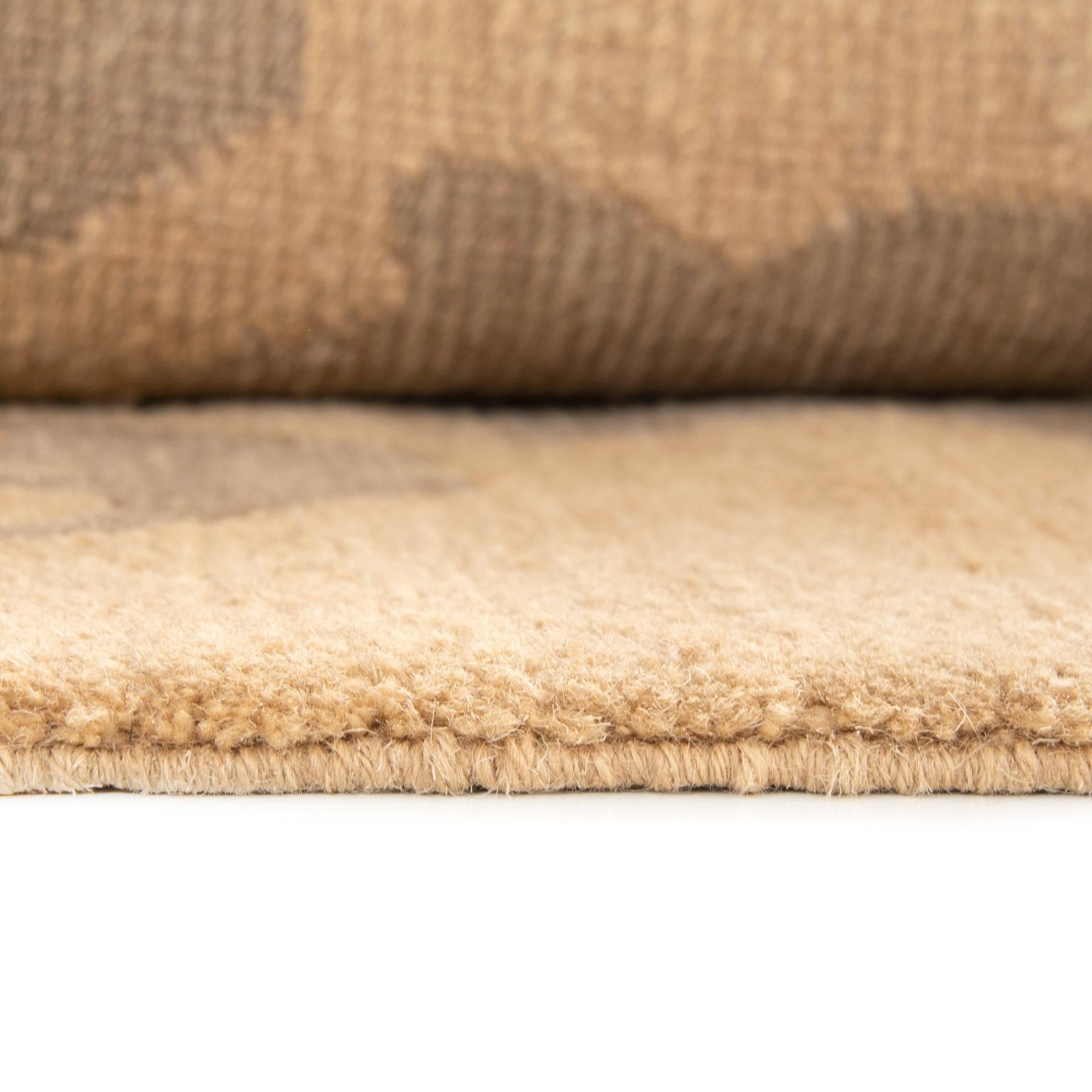 7' x 9' 9 Odegard Rug