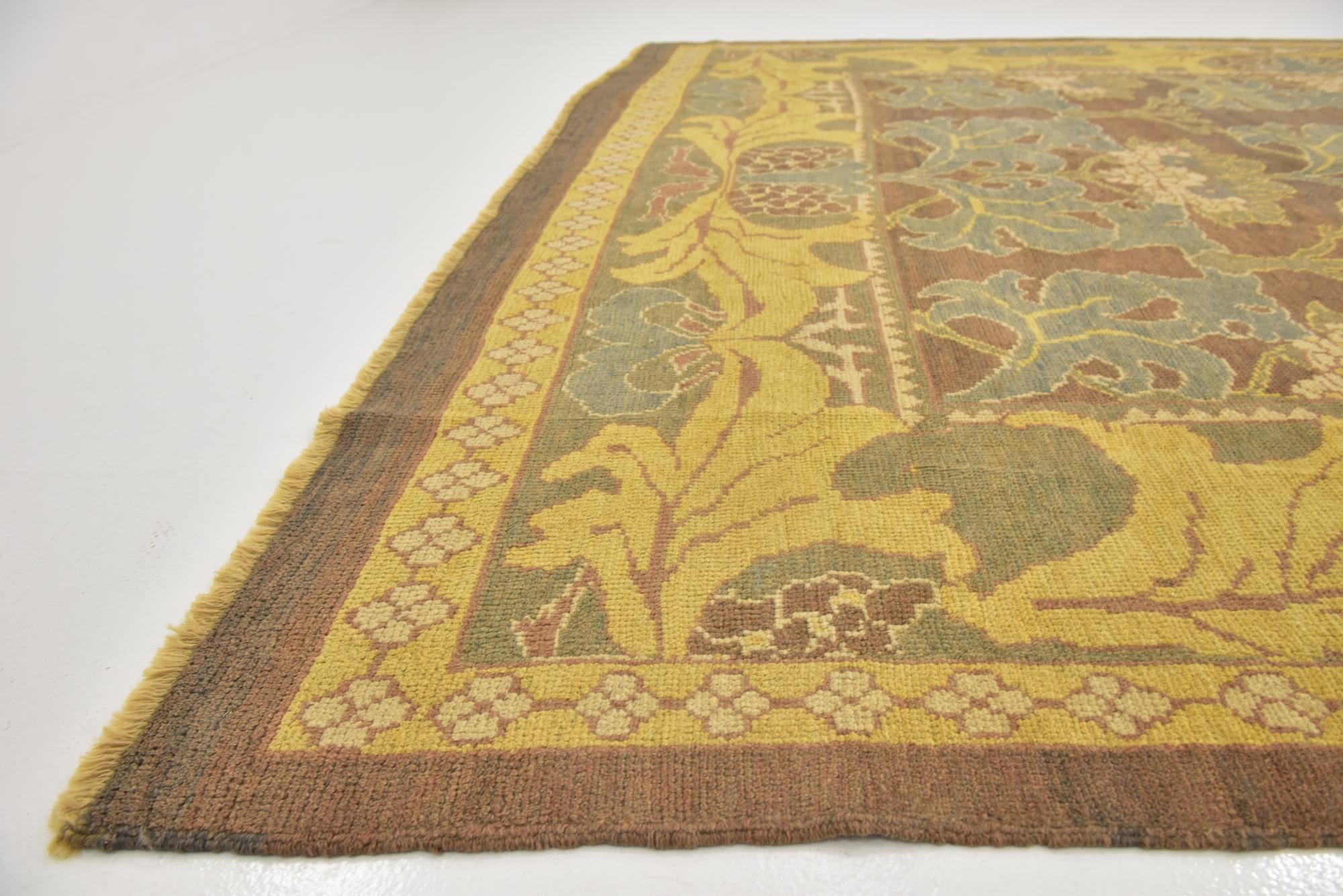 10' 5 x 12' 8 Hand Knotted Oushak Wool Rug