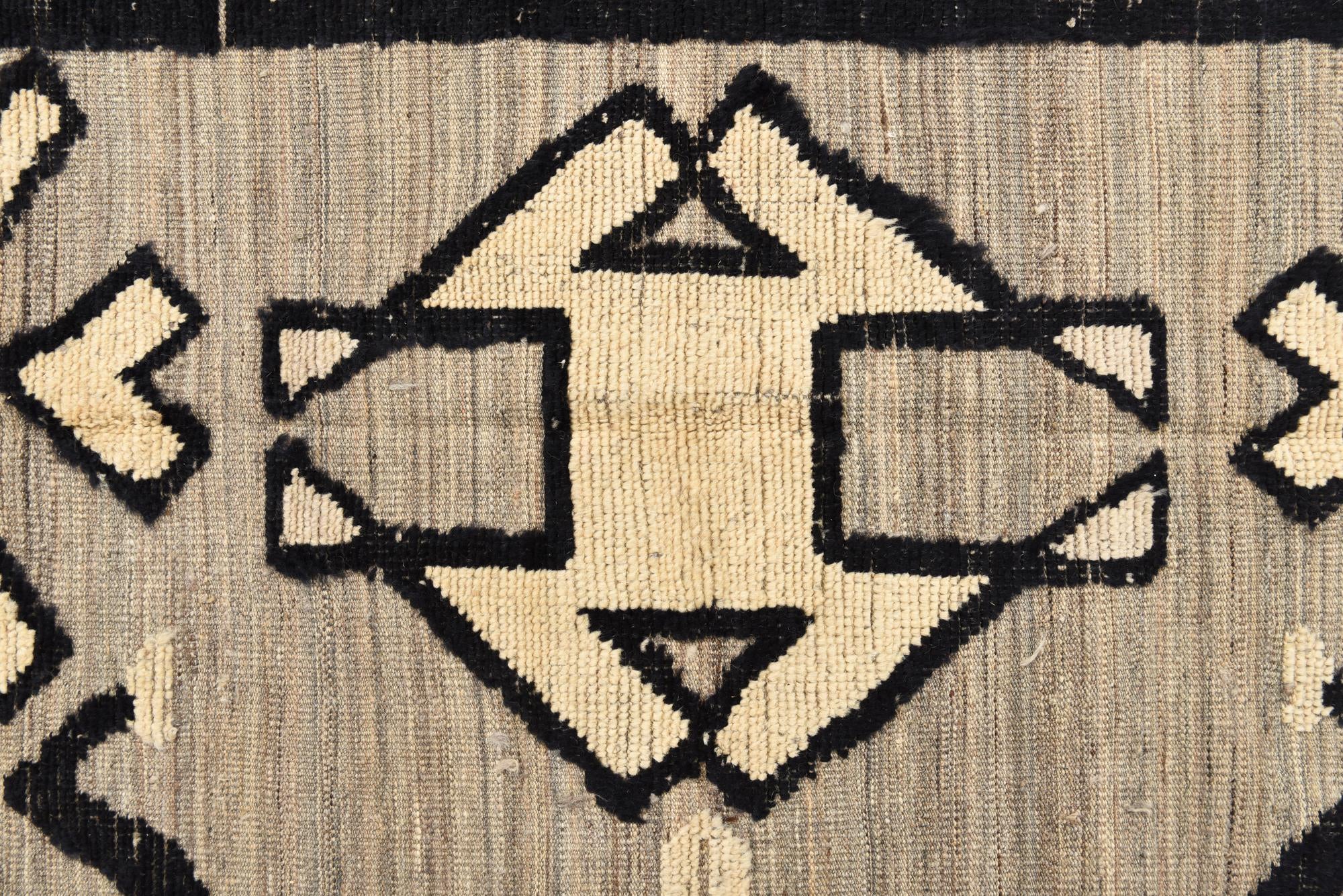 7' 8 x 10' 4 Hand Knotted Oushak Wool Rug