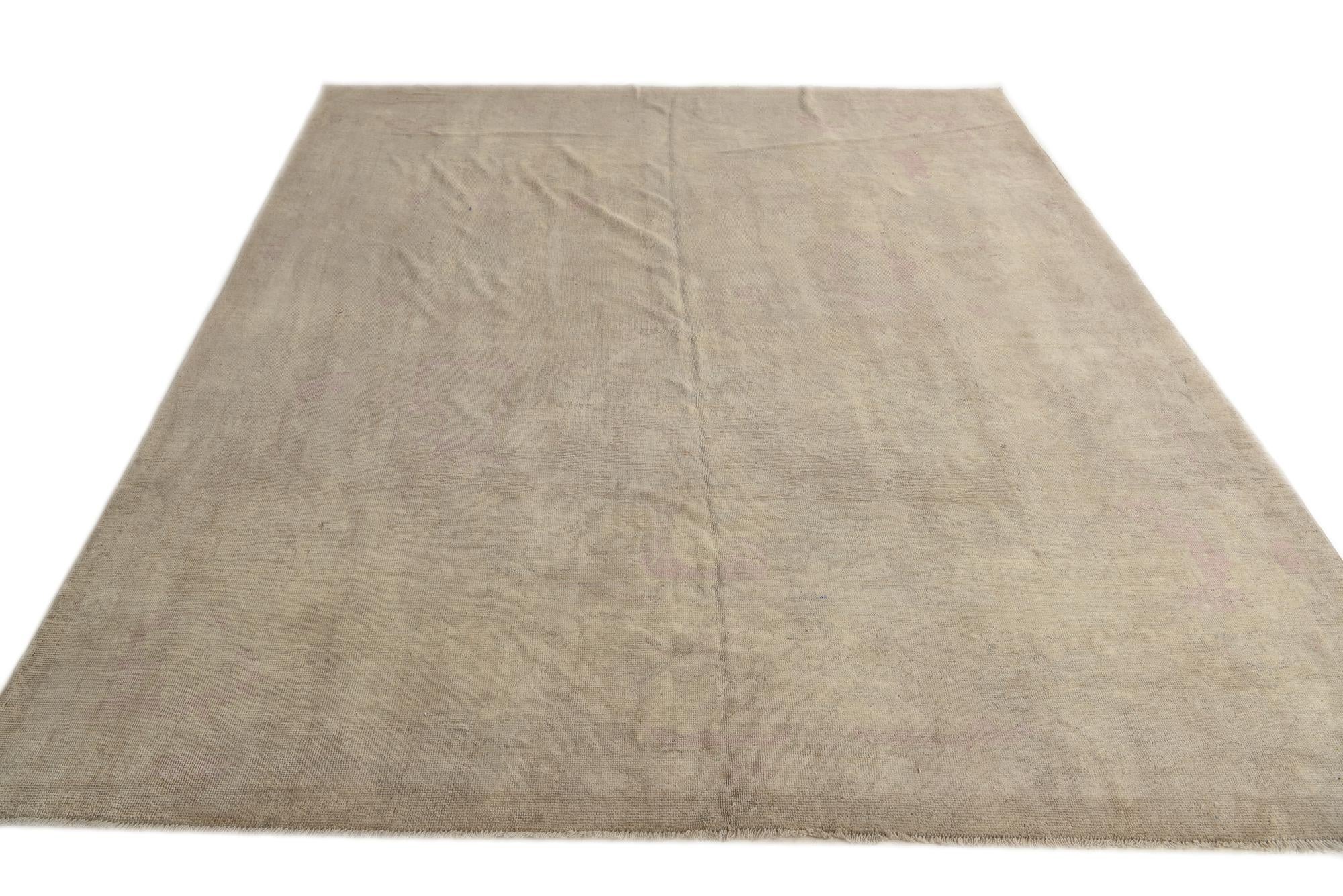 9' x 10' 10 Hand Knotted Oushak Wool Rug