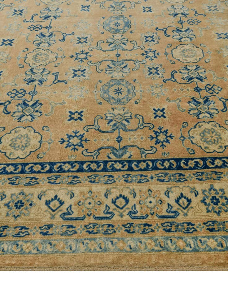 Detail image of 8' 2 x 9' 9 Hand Knotted Oushak Wool Rug