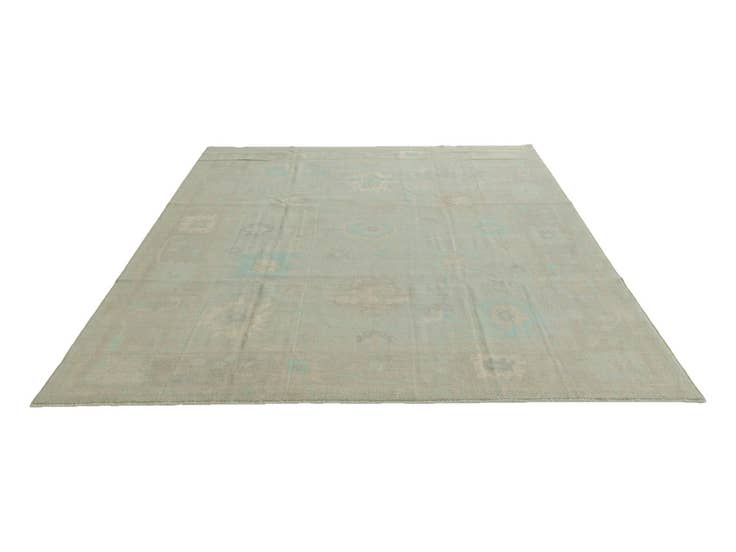 Detail image of 9' 2 x 12' Hand Knotted Oushak Wool Rug