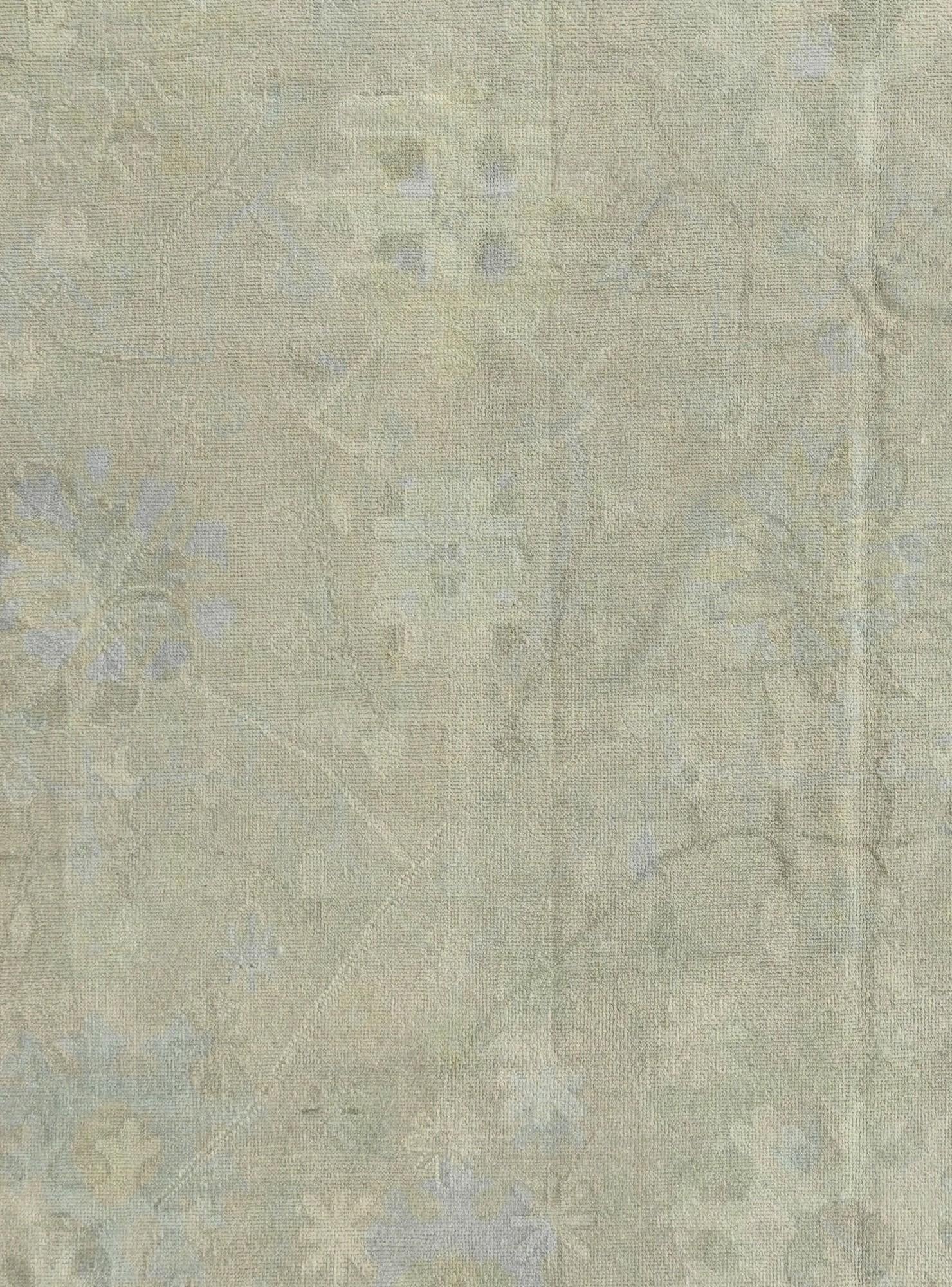 9' 2 x 12' Hand Knotted Oushak Wool Rug