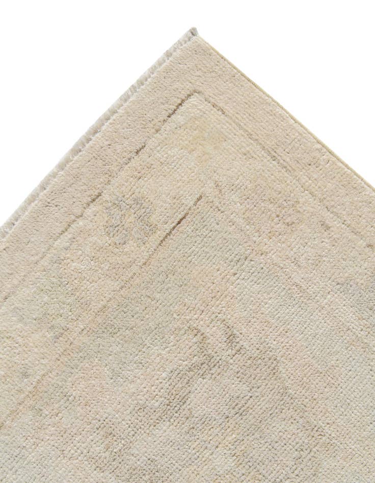 Detail image of 11' 9 x 14' 9 Hand Knotted Oushak Wool Rug