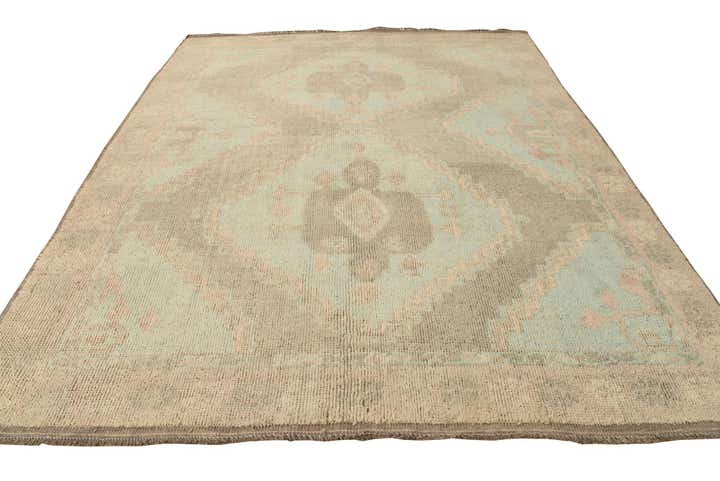 8' 7 x 10' 5 Hand Knotted Oushak Wool Rug