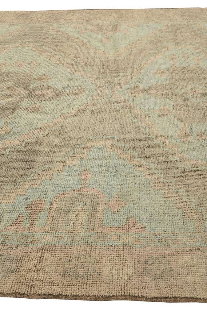 8' 7 x 10' 5 Hand Knotted Oushak Wool Rug