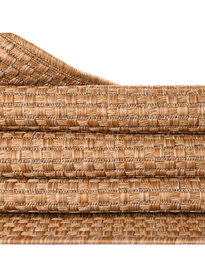 9' x 12' 2 Easy-Clean Border Indoor / Outdoor Rug