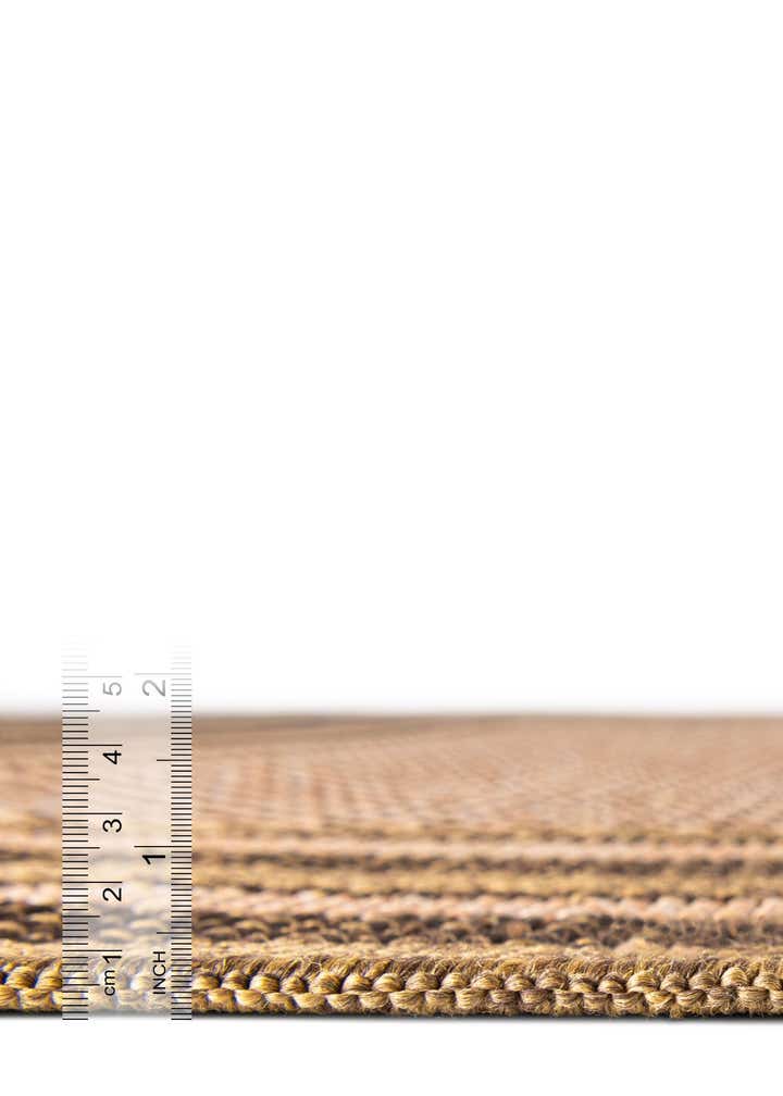 3' 3 x 5' Easy-Clean Border Indoor / Outdoor Rug