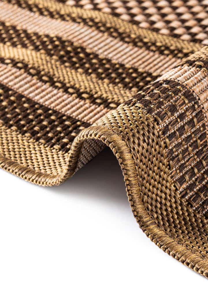 3' 3 x 5' Easy-Clean Border Indoor / Outdoor Rug