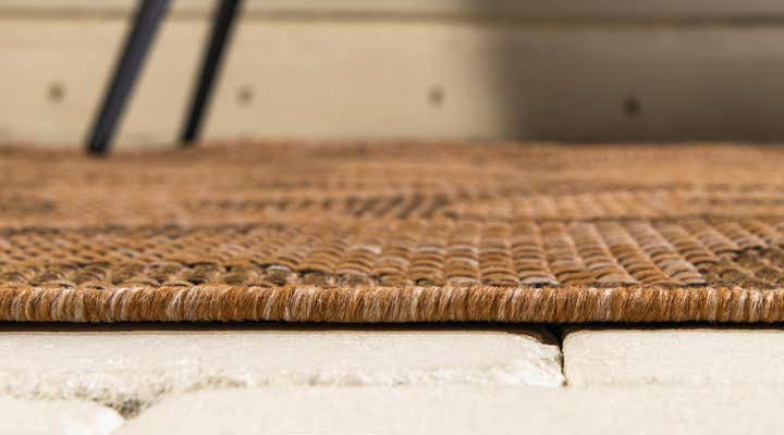 6' x 9' Easy-Clean Botanical Indoor / Outdoor Rug