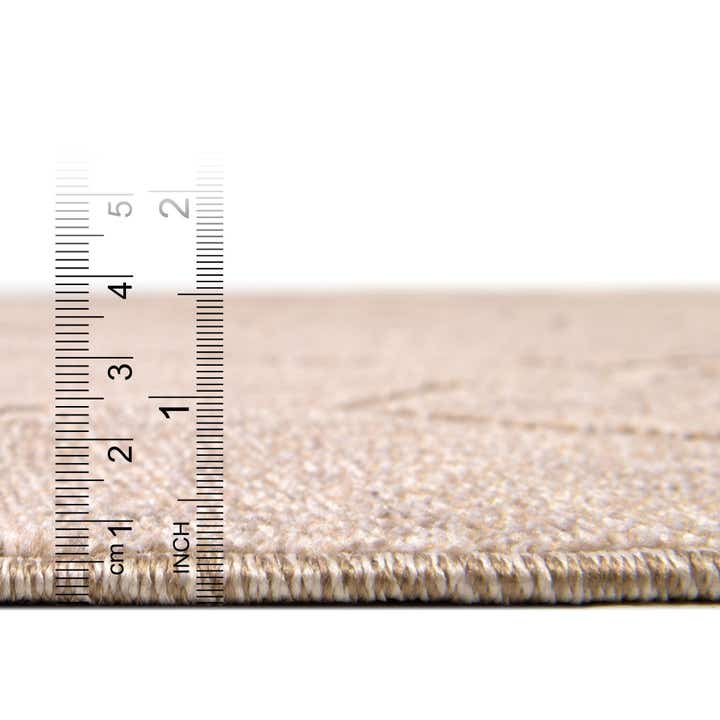 7' x 10' Easy-Clean Lattice Indoor / Outdoor Rug