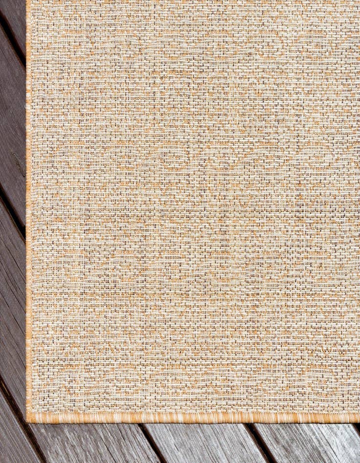 Detail image of 7' x 10'  Washable Modern Indoor / Outdoor Rug