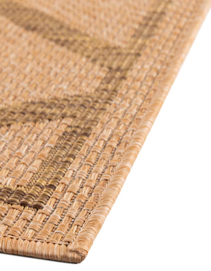 Detail image of 8' x 11' 4 Easy-Clean Trellis Indoor / Outdoor Rug