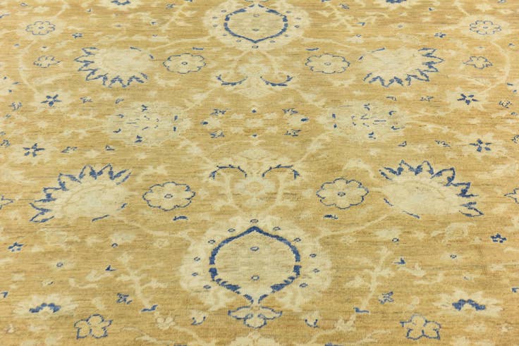 Detail image of 8' 1 x 10' 6 Hand Knotted Peshawar Ziegler Rug