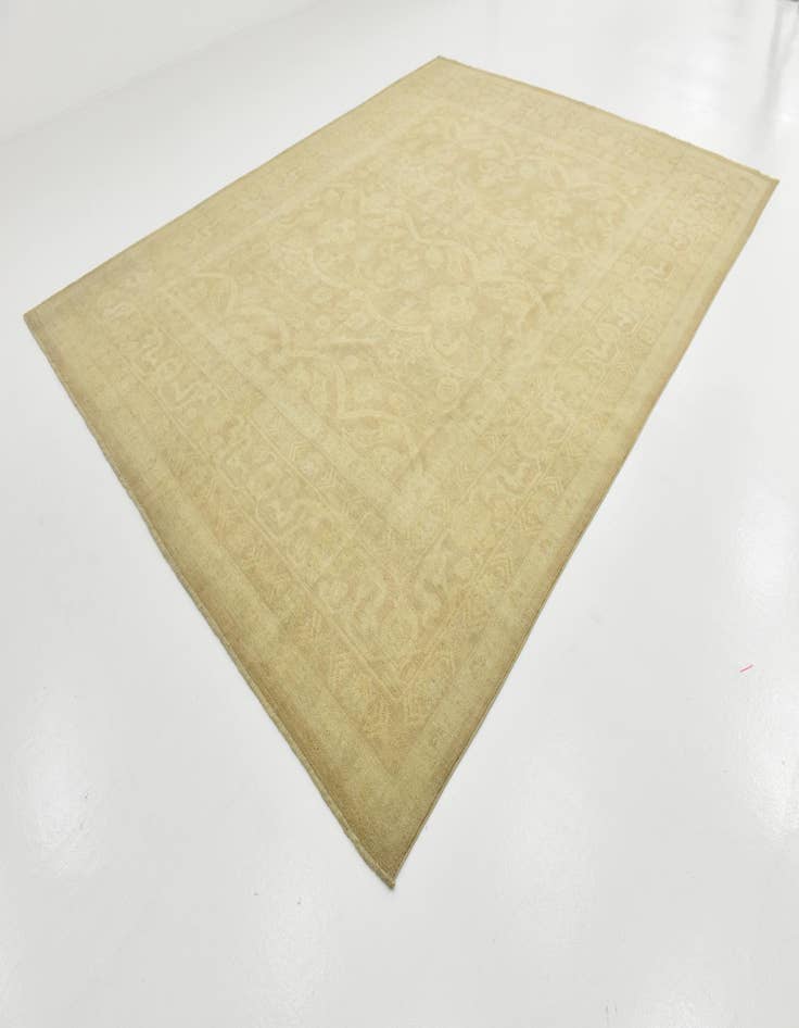 Detail image of 9' 9 x 12' 8  Hand Knotted Peshawar Ziegler Wool Rug