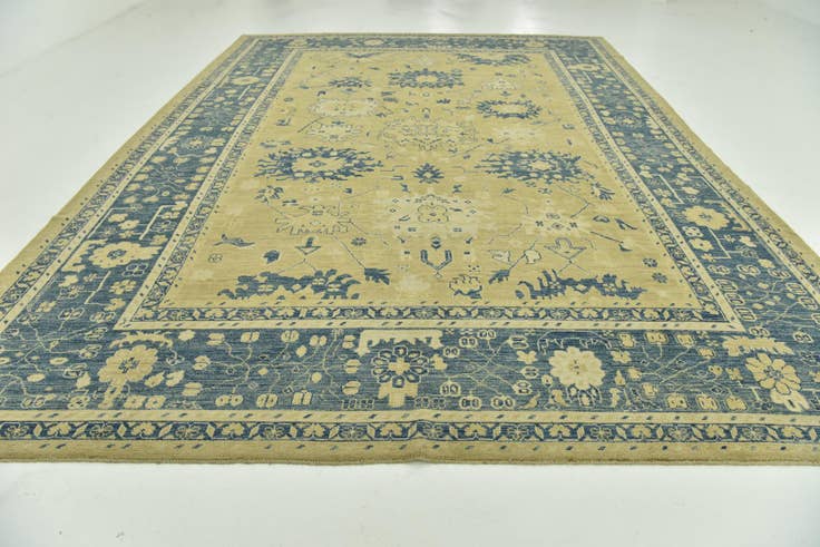 Detail image of 10' 5 x 14' 3 Hand Knotted Peshawar Ziegler Wool Rug