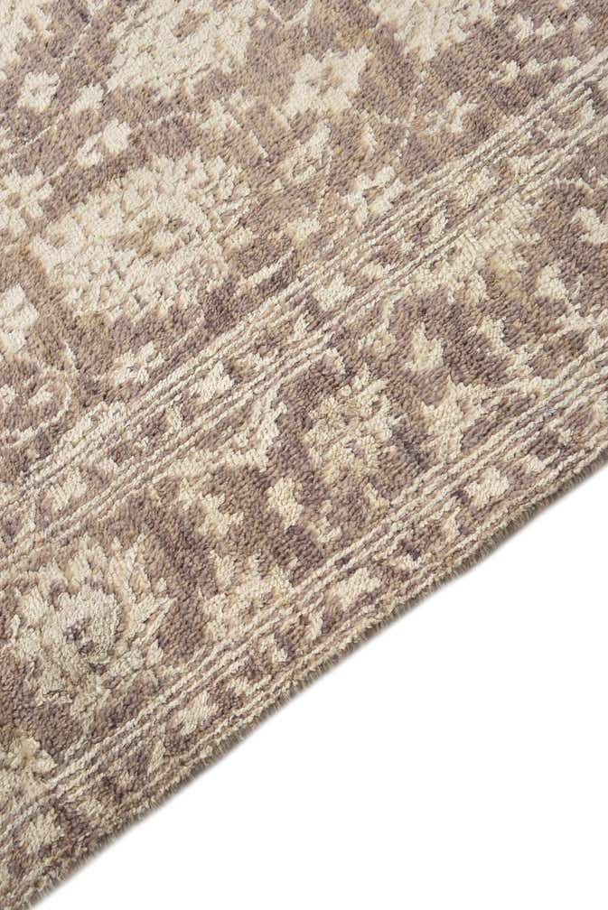 5' 5 x 8' Hand Knotted Peshawar Ziegler Rug