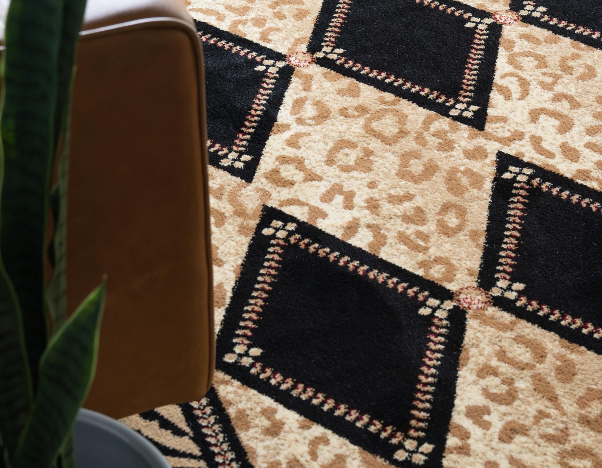 7' x 10' Safari Rug
