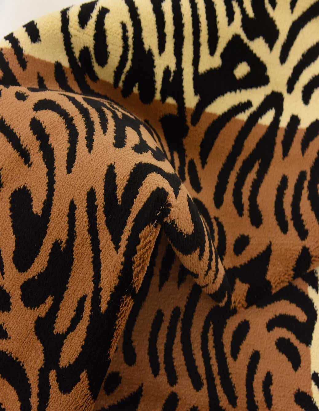 Detail image of 215cm x 305cm Safari Rug