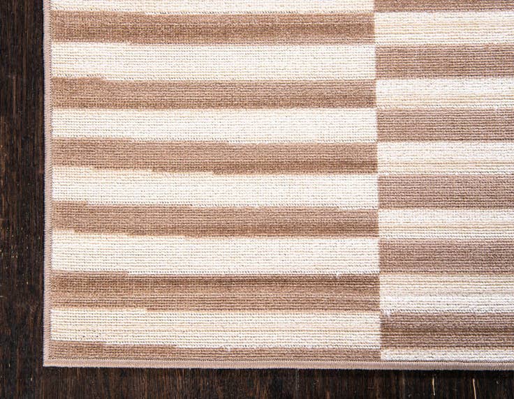 Detail image of 7' x 10' SoHo Rug