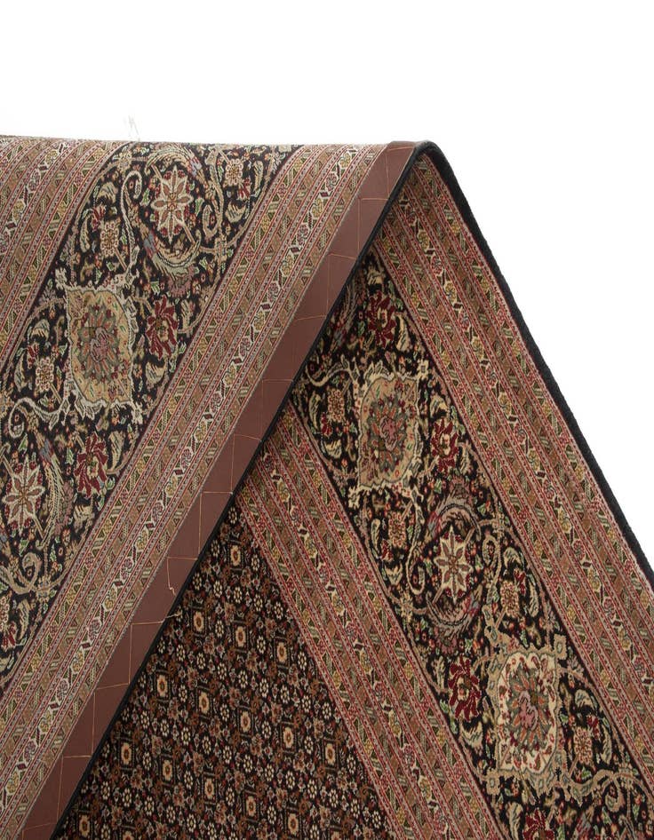 Detail image of 9' 9 x 13' 3 Tabriz Mahan Rug