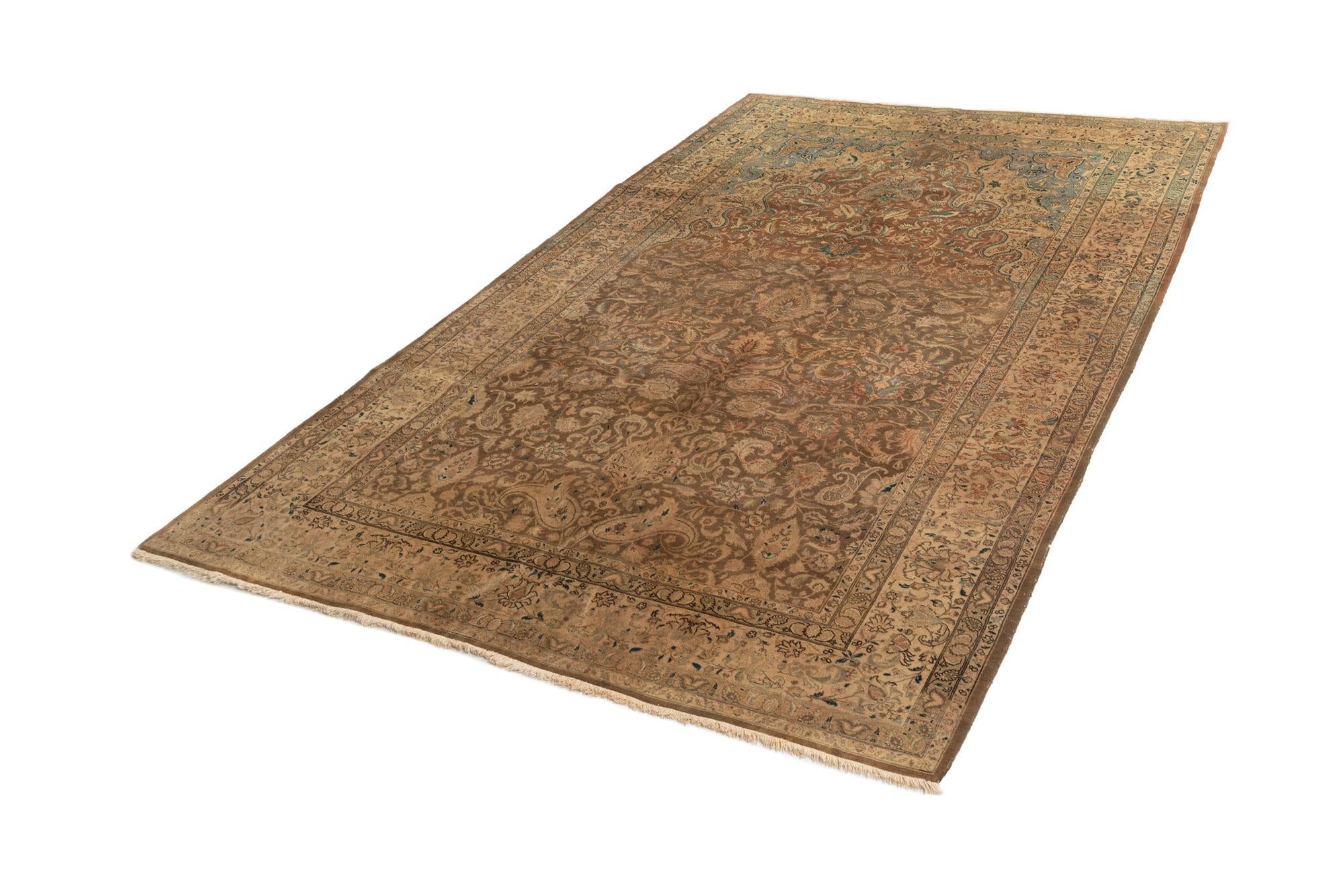 5' 9 x 9' 4 Tabriz Wool Rug