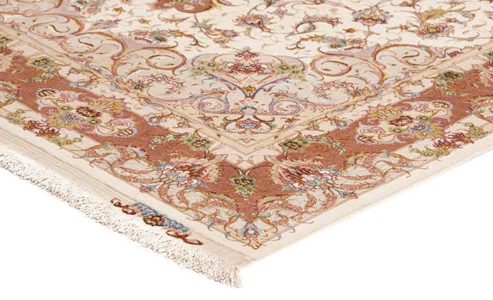 4' 11 x 7' Tabriz Rug