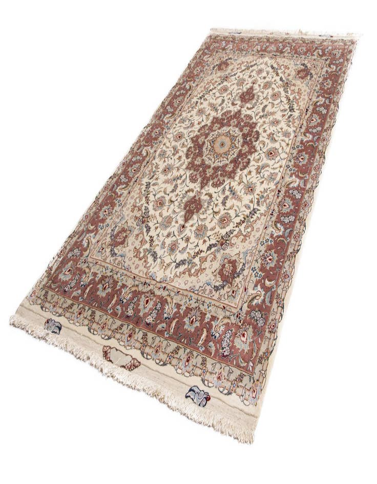 Detail image of 5' x 6' 10 Tabriz Rug