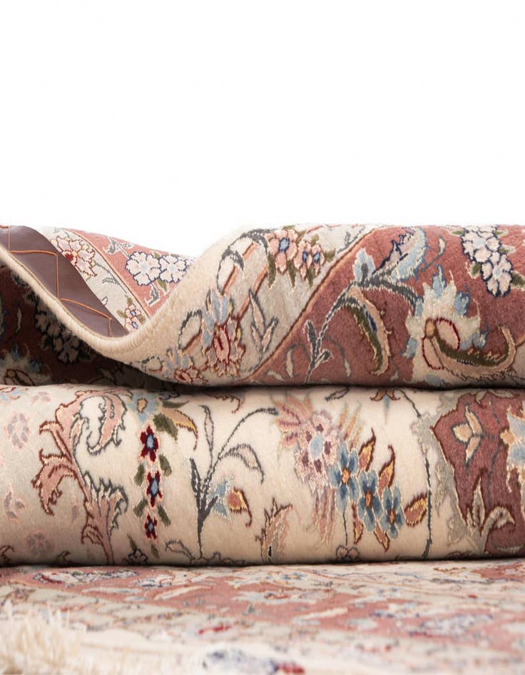 Detail image of 5' x 6' 10 Tabriz Rug