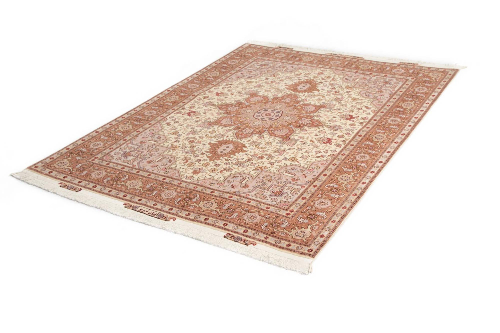 5' 1 x 6' 10 Tabriz Rug