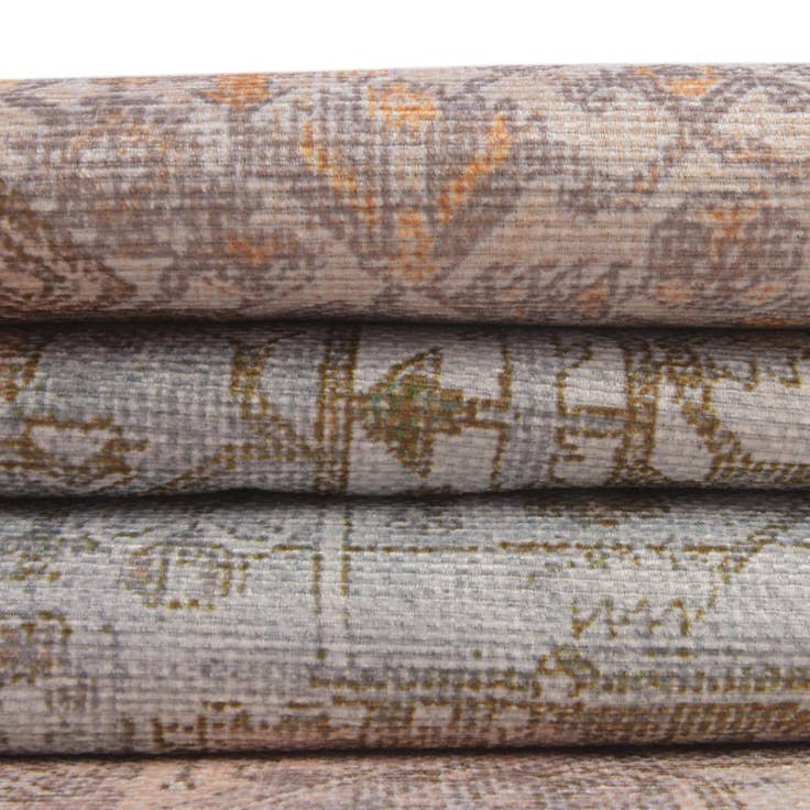 Detail image of 8' 4 x 12' Washable Timeless Rug