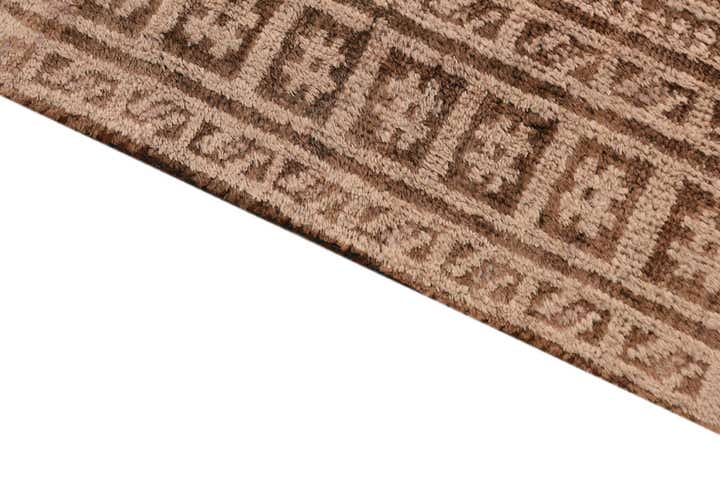 4' 9 x 8' 4 Hand Knotted Torkaman Persian Wool Rug