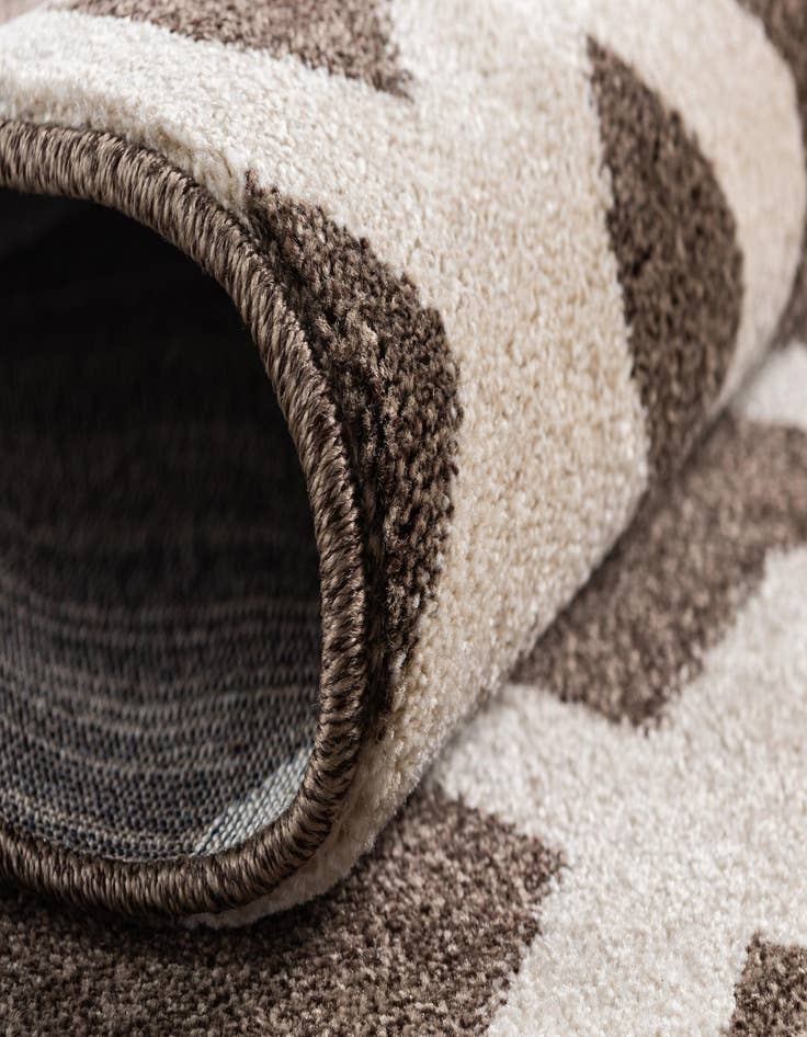 Detail image of 7' x 10' Trellis Rug