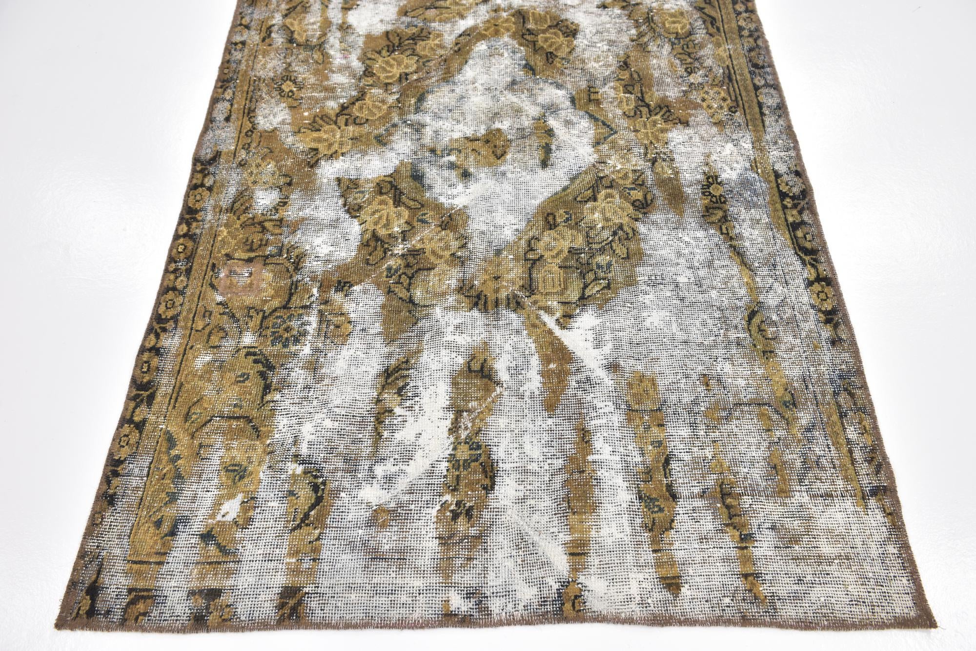 4' x 6' Hand Knotted Ultra Vintage Persian Wool Rug