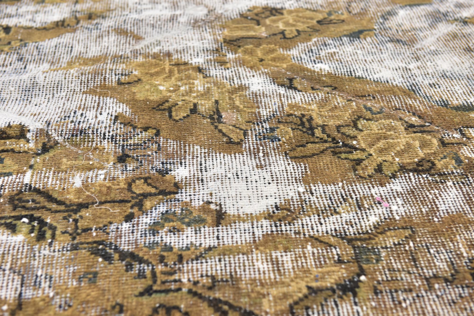 4' x 6' Hand Knotted Ultra Vintage Persian Wool Rug
