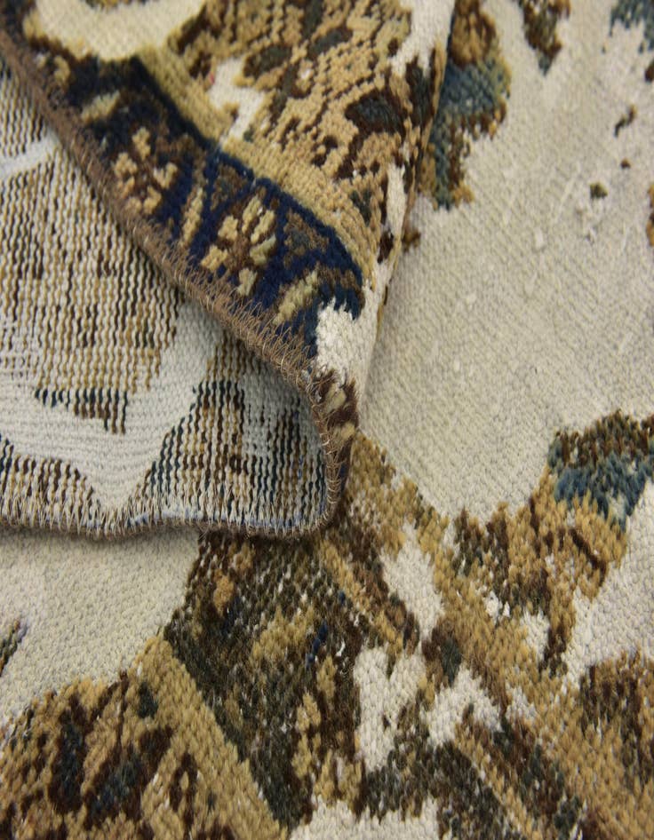 Detail image of 5' x 7' 2  Hand Knotted Ultra Vintage Persian Wool Rug