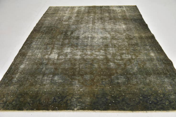 Detail image of 6' 9 x 8' 9 Hand Knotted Ultra Vintage Persian Wool Rug