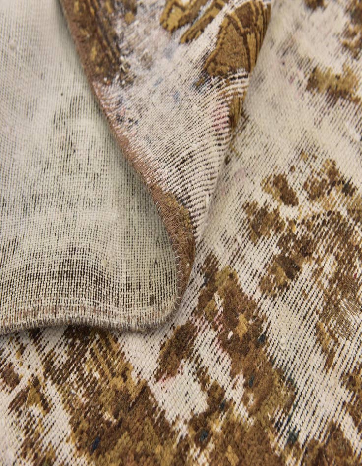 Detail image of 4' 7 x 5' 10  Hand Knotted Ultra Vintage Persian Wool Rug