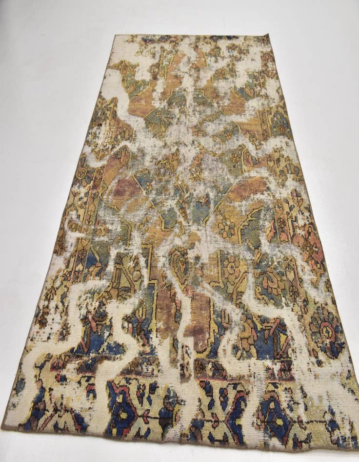 Detail image of 5' 10 x 9'  Hand Knotted Ultra Vintage Persian Wool Rug