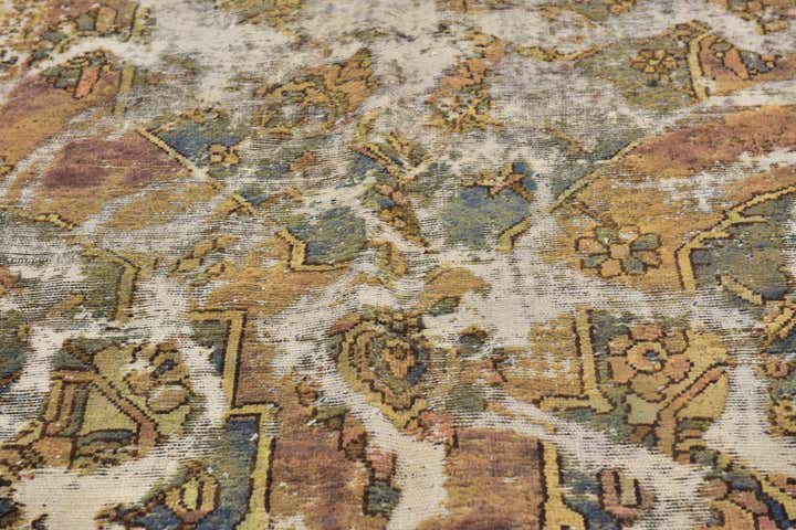 5' 10 x 9' Hand Knotted Ultra Vintage Persian Wool Rug