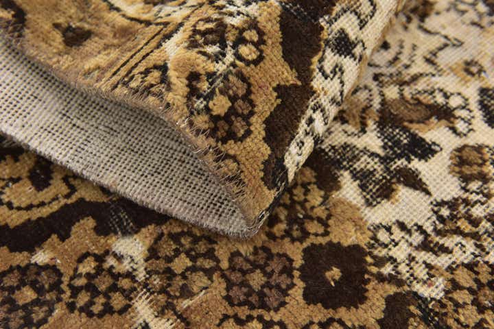 2' 8 x 4' 9 Hand Knotted Ultra Vintage Persian Wool Rug