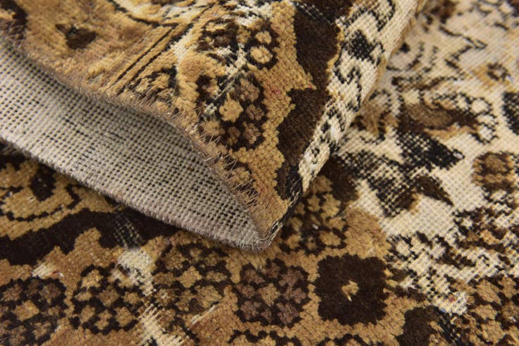 Detail image of 2' 8 x 4' 9 Hand Knotted Ultra Vintage Persian Wool Rug