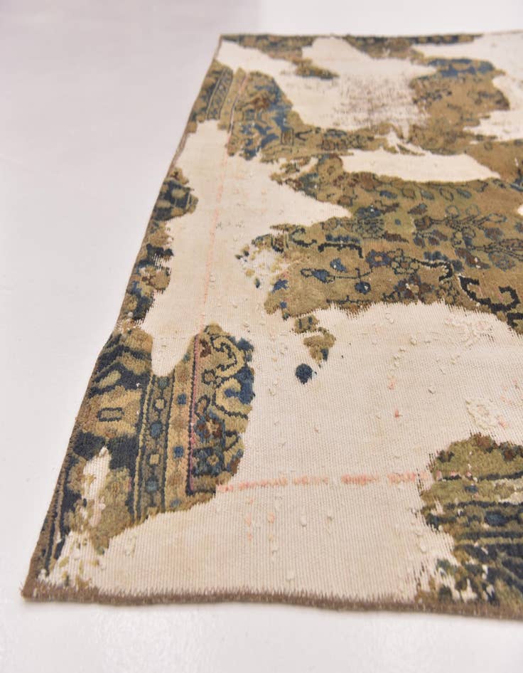 Detail image of 5' 10 x 8' 6  Hand Knotted Ultra Vintage Persian Wool Rug