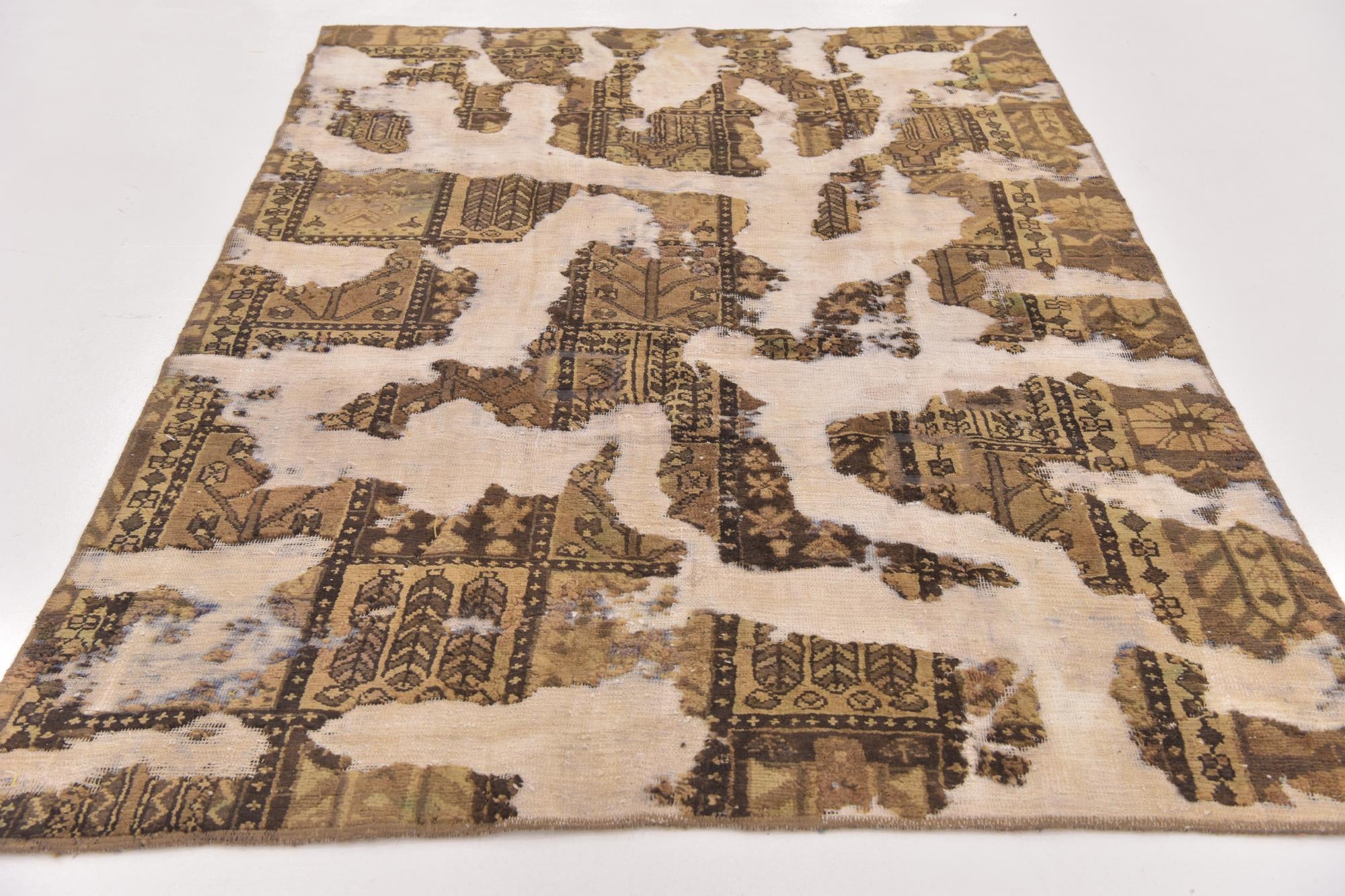 5' 2 x 7' Hand Knotted Ultra Vintage Persian Wool Rug