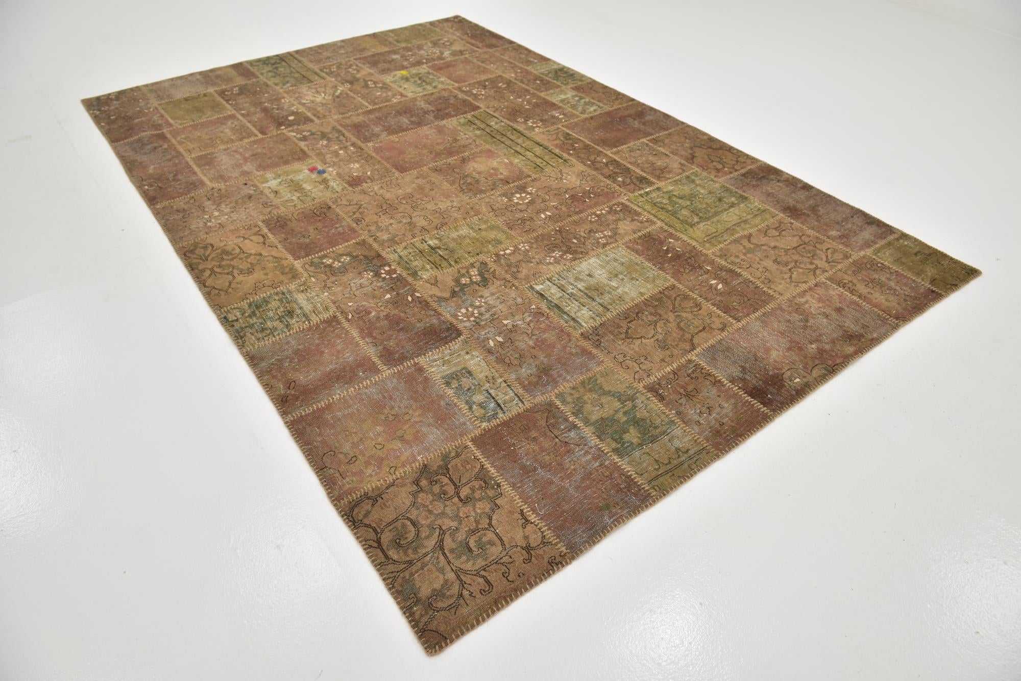 6' 10 x 10' 2 Hand Knotted Ultra Vintage Persian Wool Rug