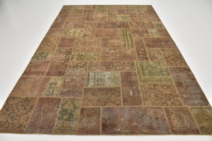 Detail image of 6' 10 x 10' 2 Hand Knotted Ultra Vintage Persian Wool Rug