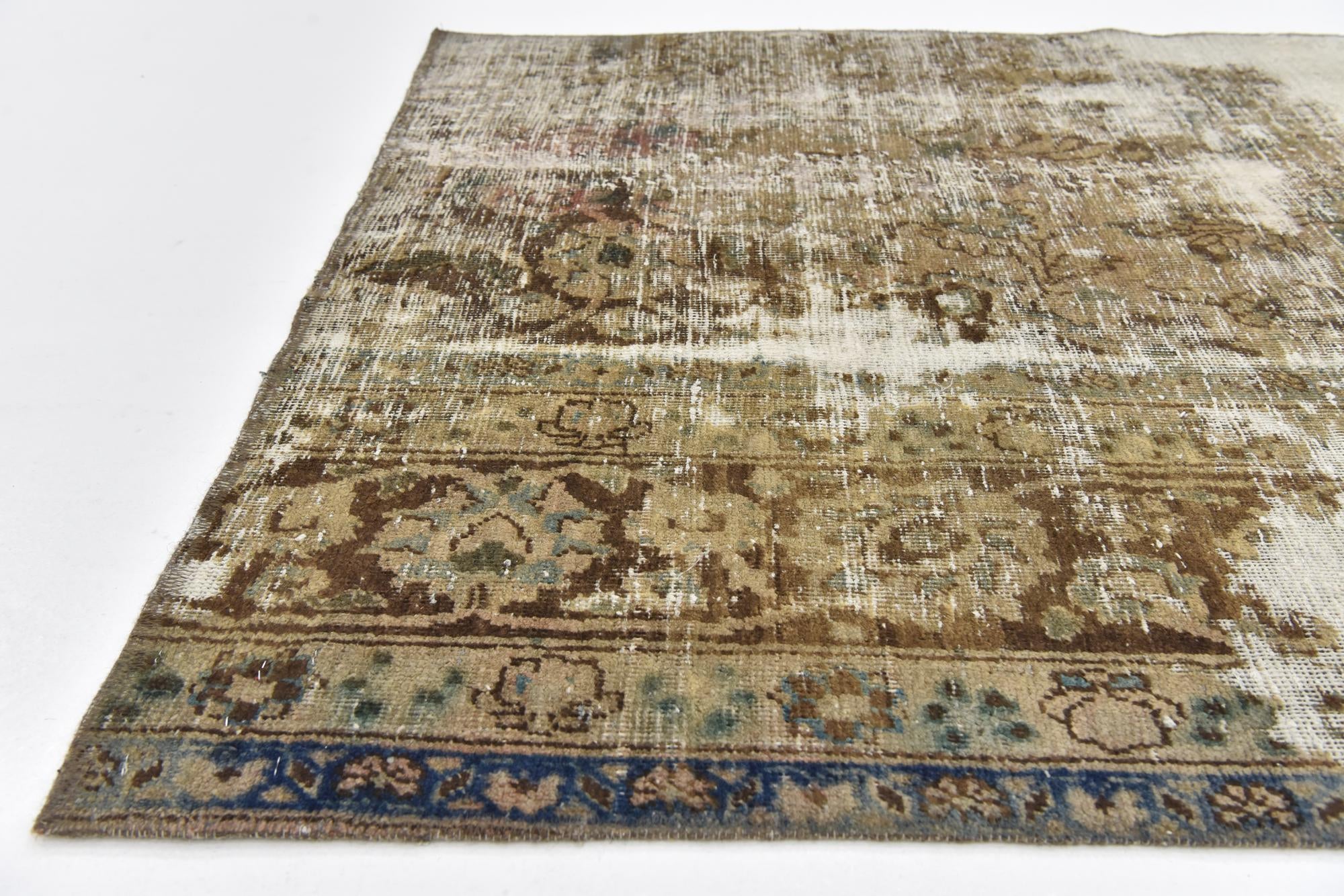 3' 9 x 5' 5 Hand Knotted Ultra Vintage Persian Wool Rug