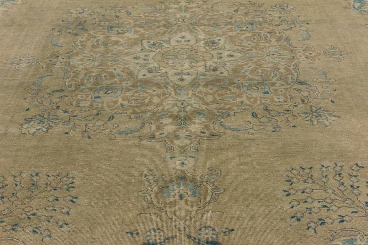 Detail image of 9' 5 x 12' 2 Hand Knotted Ultra Vintage Persian Wool Rug